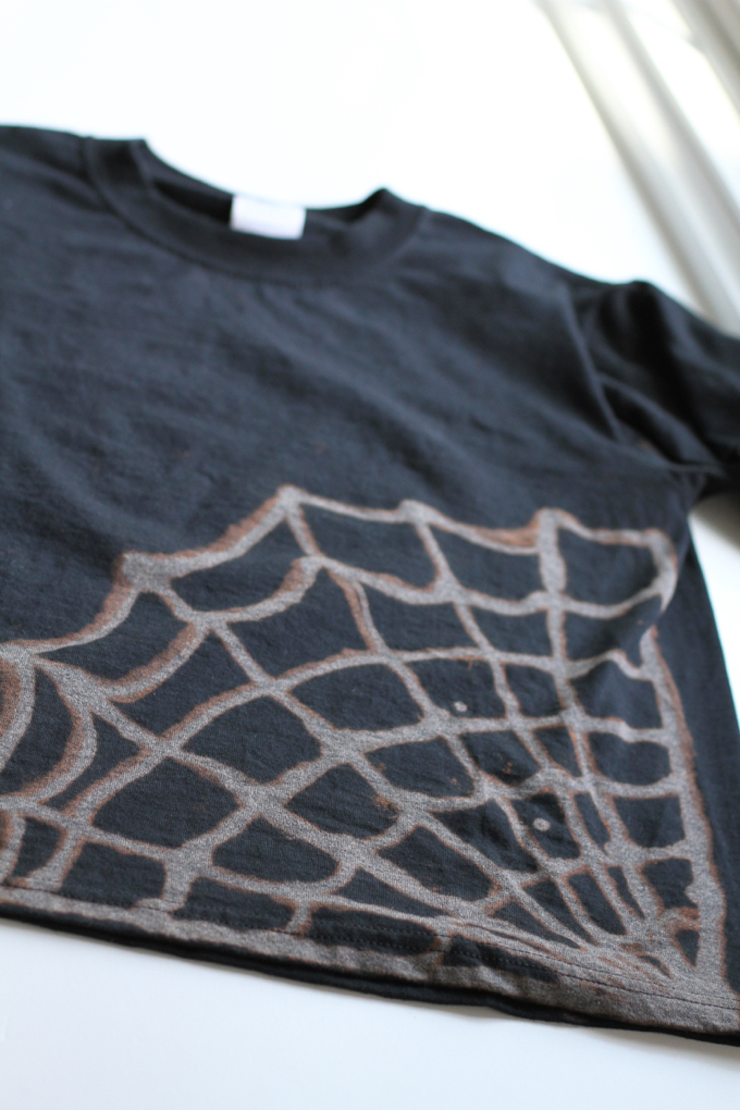 DIY Spider Web T-Shirt